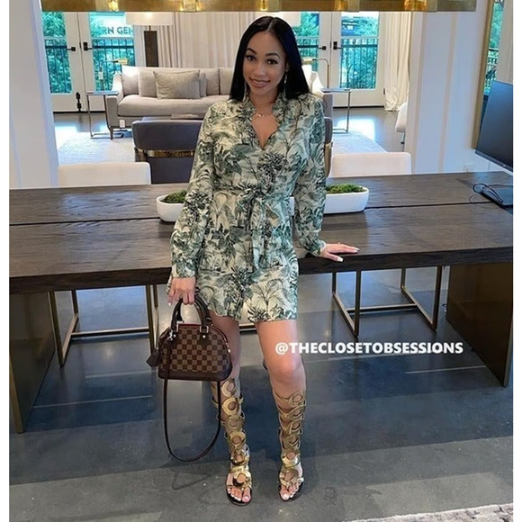 🌿 ZARA Green Printed Shirt Dress NWT | Belted Long Sleeve Collared M - Picture 12 of 16